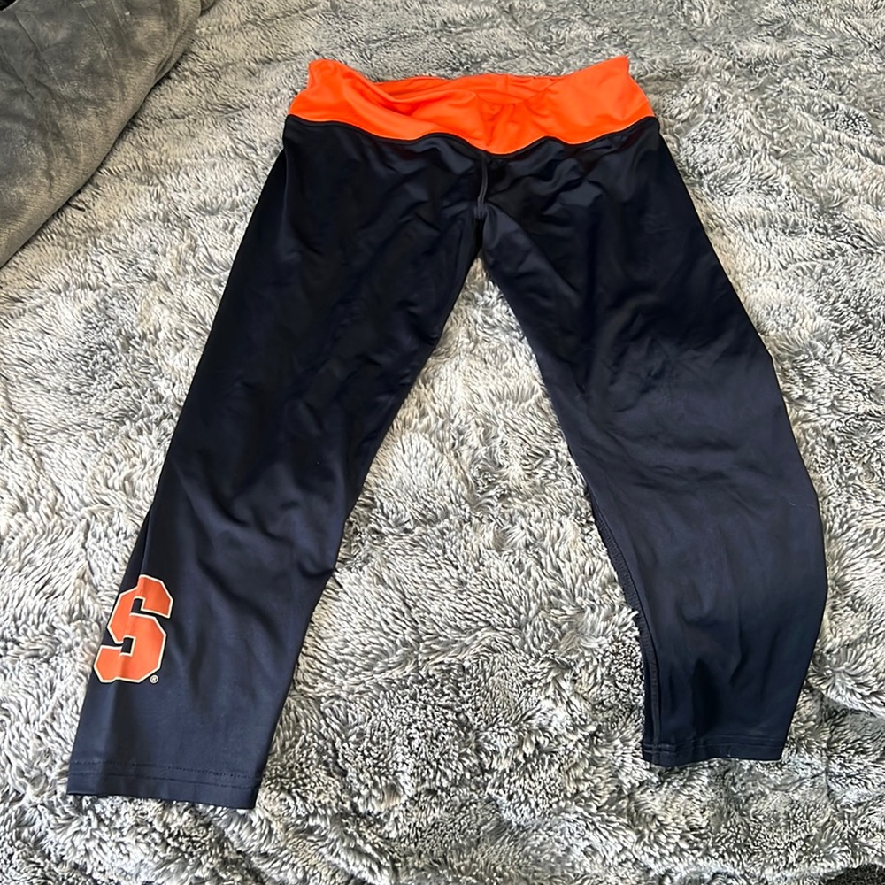 Su leggings small